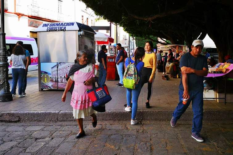 メキシコ 安い 旅行 服