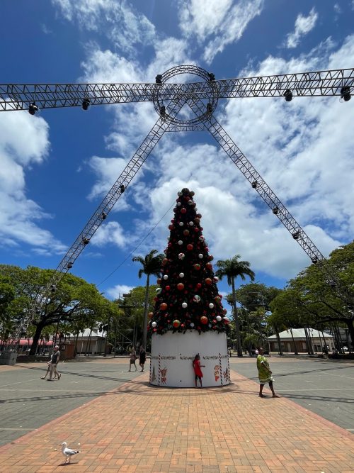 ココティエ広場のクリスマスツリー