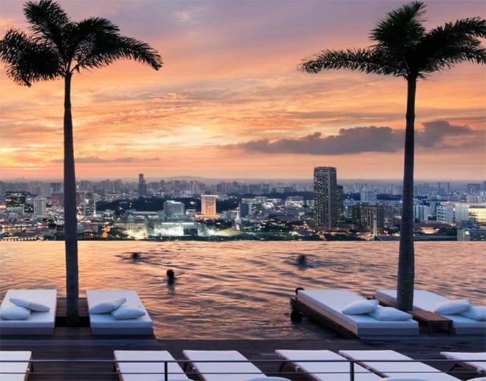 Infinity Pool