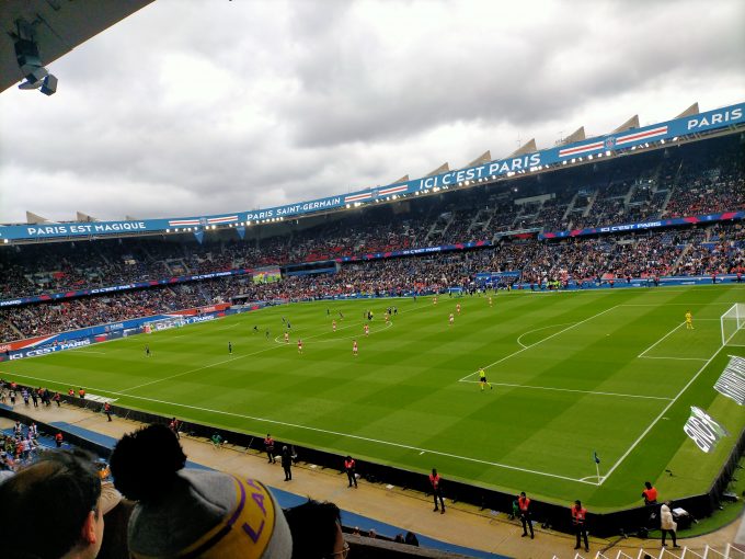 サッカースタジアム